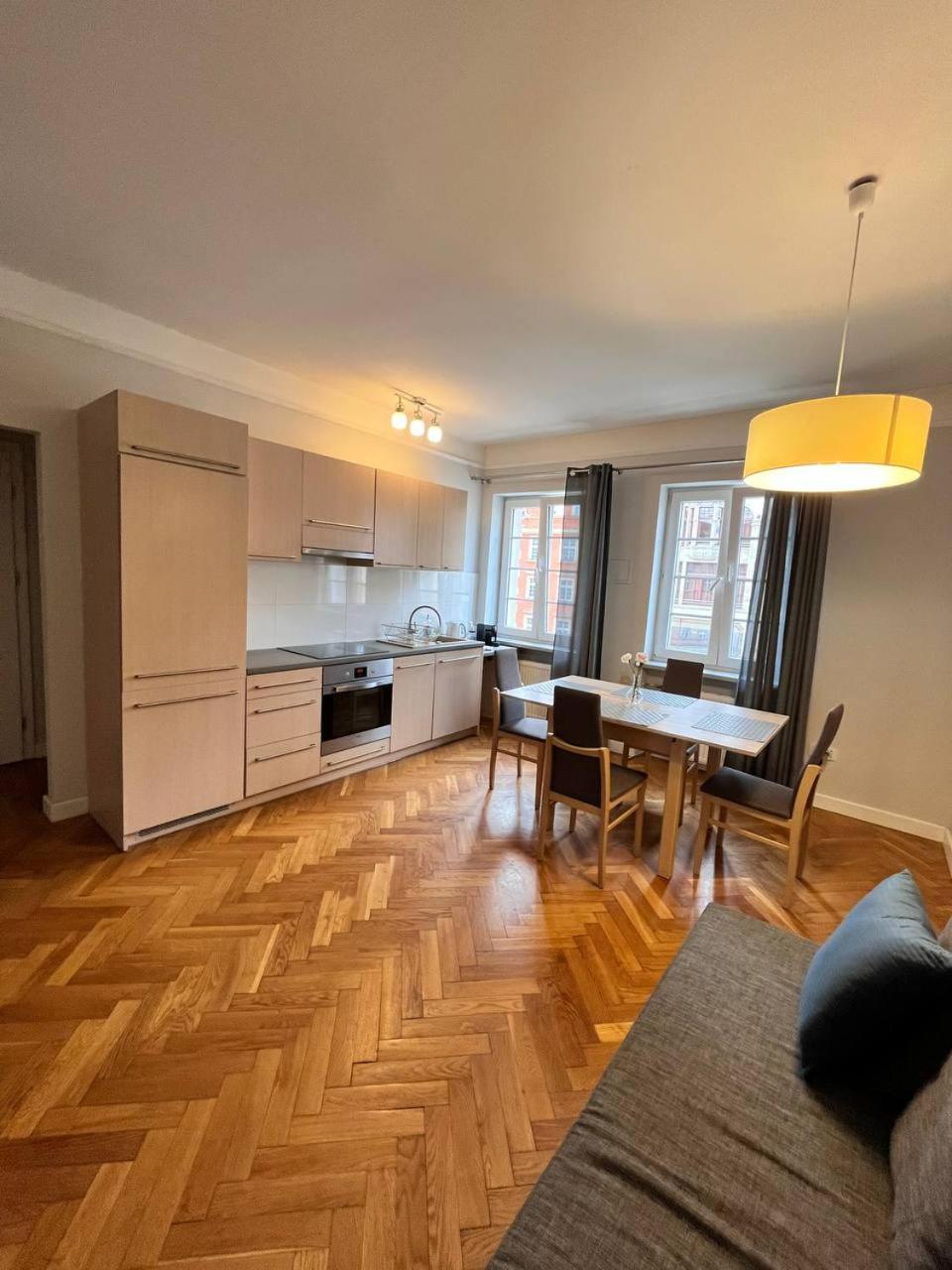 Z Apartment On Town Hall - Rynek Ratusz - 2 Rooms ヴロツワフ エクステリア 写真