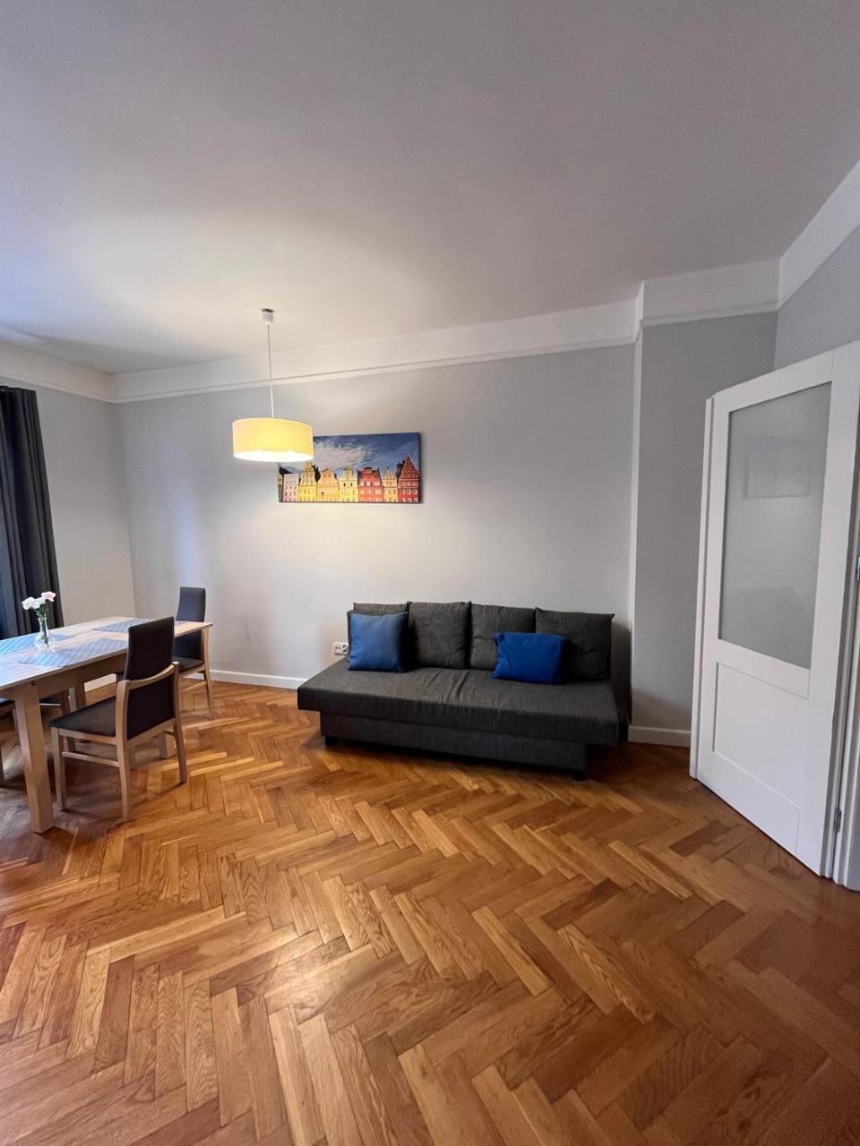 Z Apartment On Town Hall - Rynek Ratusz - 2 Rooms ヴロツワフ エクステリア 写真